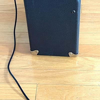 Fender Champion 30, 30-Watt Solid State Guitar Combo Amp, Very Good Condition image 7
