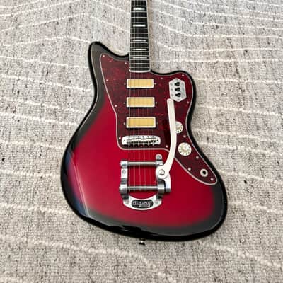 Fender Gold Foil Jazzmaster 2023 - Candy Apple Burst image 7