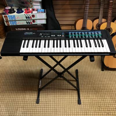 Realistic Concertmate-670 Vintage 49-Key Keyboard Piano image 1