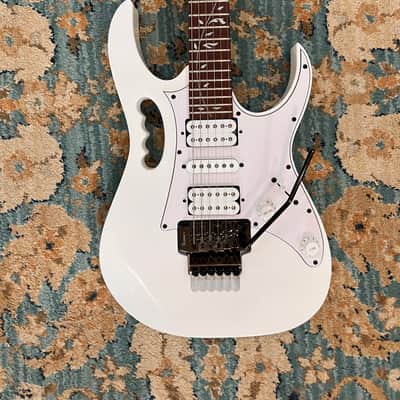 Ibanez JEMJR-WH Steve Vai Signature with Jatoba Fretboard 2018 - Present - White image 5