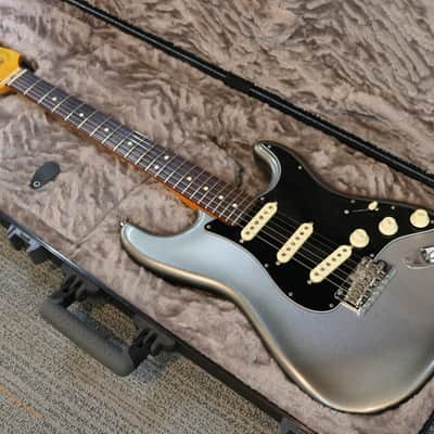 2024 Fender American Professional II Stratocaster Mercury Electric Guitar w/OHSC image 4