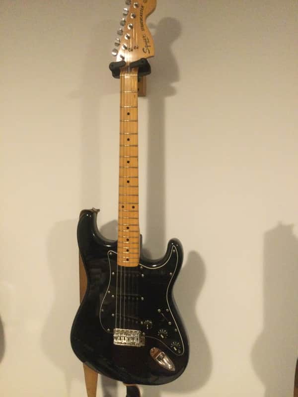 Squier SQ Stratocaster MIJ 1983-1984 - Black on Black maple neck image 1