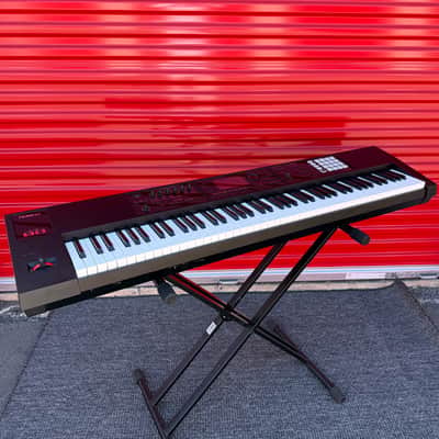 Roland FA-08 88-Key Music Workstation Keyboard Synthesizer – Very Good