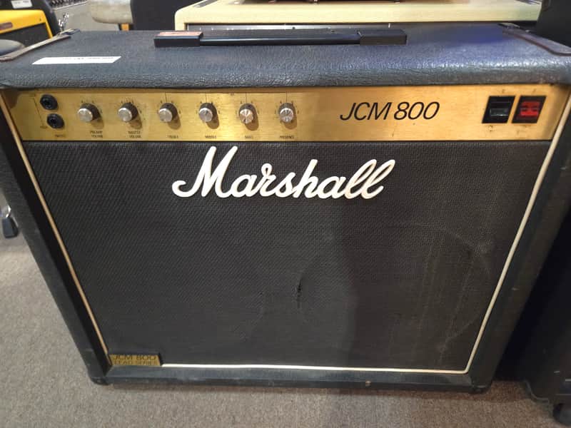 Marshall JCM 800 Lead Series Model 4104 50-Watt Master Volume 2x12