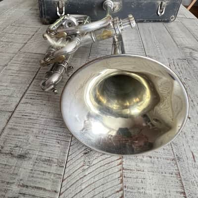 J.W. York & Sons “Professional” Cornet — circa 1908 — Silver Plate — Grand Rapids, MI — w/ Original Case, Lyre & Mouthpiece image 9