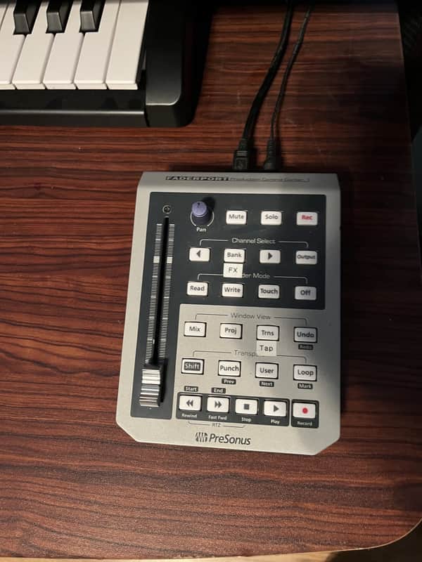 PreSonus Faderport USB DAW Transport Controller with Motorized Fader 2010s - Silver image 1