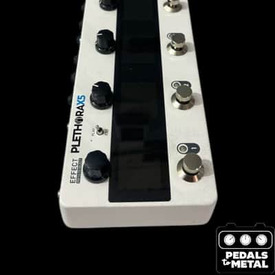 TC Electronic Plethora X5 TonePrint Multi-Effects Pedalboard 2020 - Present - White - X18168 image 5