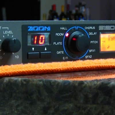 Zoom 9120 - Advanced Sound Environment Processor - Hardware