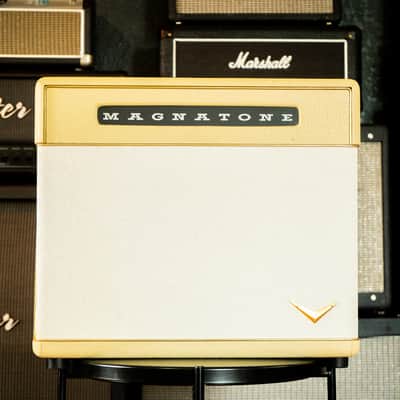 Magnatone Super Fifteen – Cream – 1x12 Tube Combo – USA Made – EL84 – Very Good Condition image 1