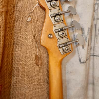Fender Precision Bass 1966 - Sonic Blue image 10