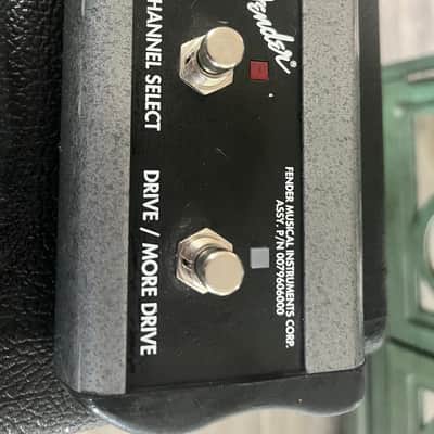 Fender Hot Rod Deluxe IV 40-Watt 1x12" Guitar Combo - Black image 4