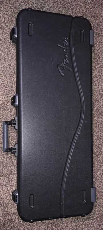 Fender Hardshell case for STRATOCASTER or telecaster strat tele