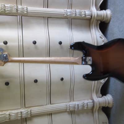 Fender Reggie Hamilton Jazz J Bass Artist Series 3 Tone Sunburst Hardshell CASE image 6