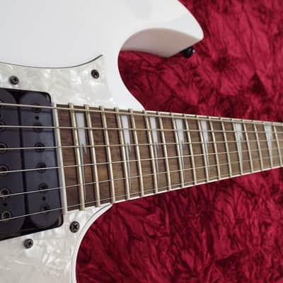 Details about  Ibanez Rg 350 White Body Sharktooth Neck RG350 Edge Zero Bridge Guitar image 6