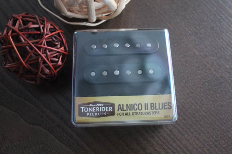 Tonerider Alnico II Blues SSS Stratocaster Pickups Set - black image 1