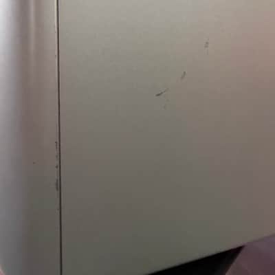 KRK RP-5 Rokit G3 2-Way 5" Active Studio Monitors (Pair) 2014 - 2018 - Silver image 3