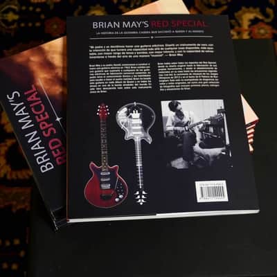 RED SPECIAL  Book / Libro BRIAN MAY'S RED SPECIAL. LA HISTORIA DE LA GUITARRA CASERA QUE SACUDIÓ A Q image 3