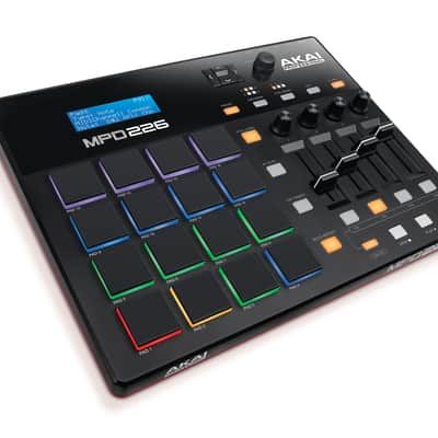 Akai MPD226 2015 - Present - Black image 1