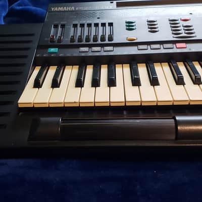 Yamaha PSR-4600 80s - black image 3