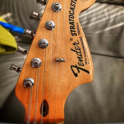 Fender Yngwie Malmsteen Artist Series Signature Stratocaster with Maple Fretboard 1998 - 2006 Candy Apple Red image 7