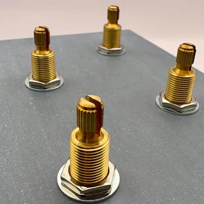 Gibson Les Paul 50s style wiring harness with new Bumblebee 0.022uF paper in oil capacitors and matched set CTS split long shaft 550k pots 5% +/- tolerance image 4