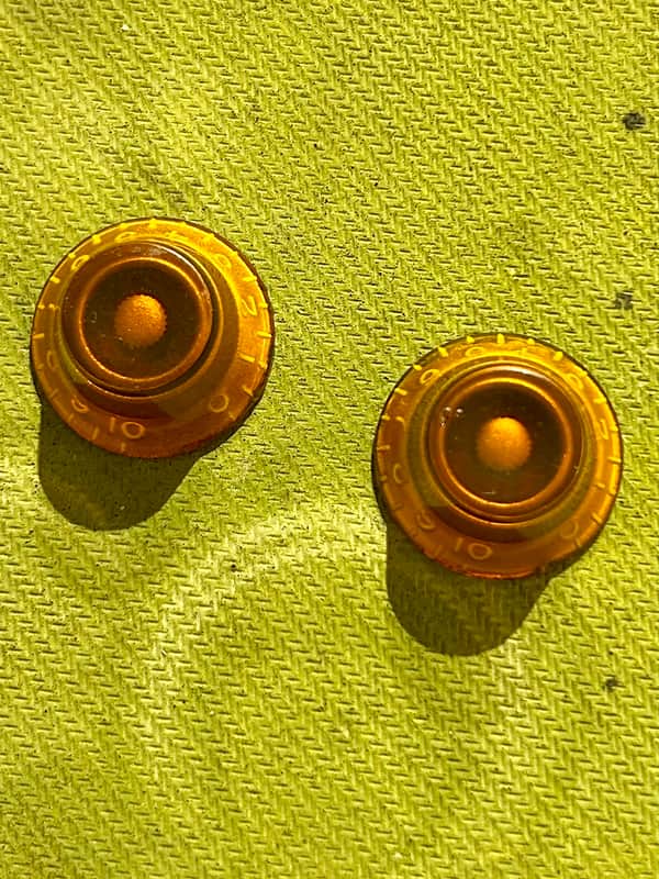 Gibson Bonnet Top Hat Knobs late 1950s - Gold - Set of 2