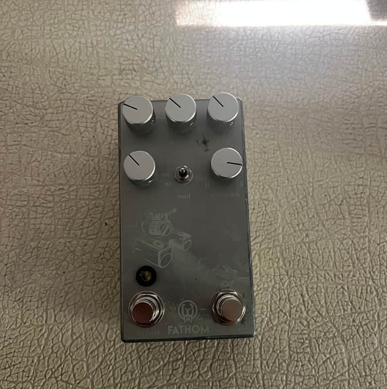 Walrus Audio Fathom Multi-Function Reverb Limited Edition - Platinum Series 2021 - Platinum image 1