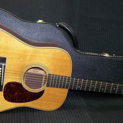 Martin HD-28V "Centennial" year model w/hsc (new old stock) 2016 image 1