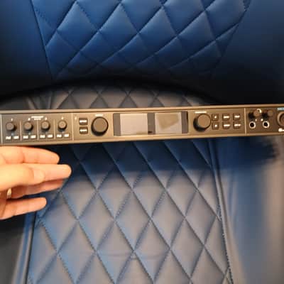 MOTU 8Pre-es Thunderbolt / USB 2.0 Audio Interface 2018 - Present - Black image 2