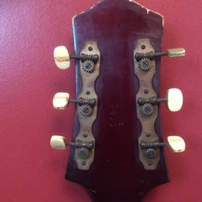 Besson - The Aristone Archtop Guitar - Late 1950's image 5