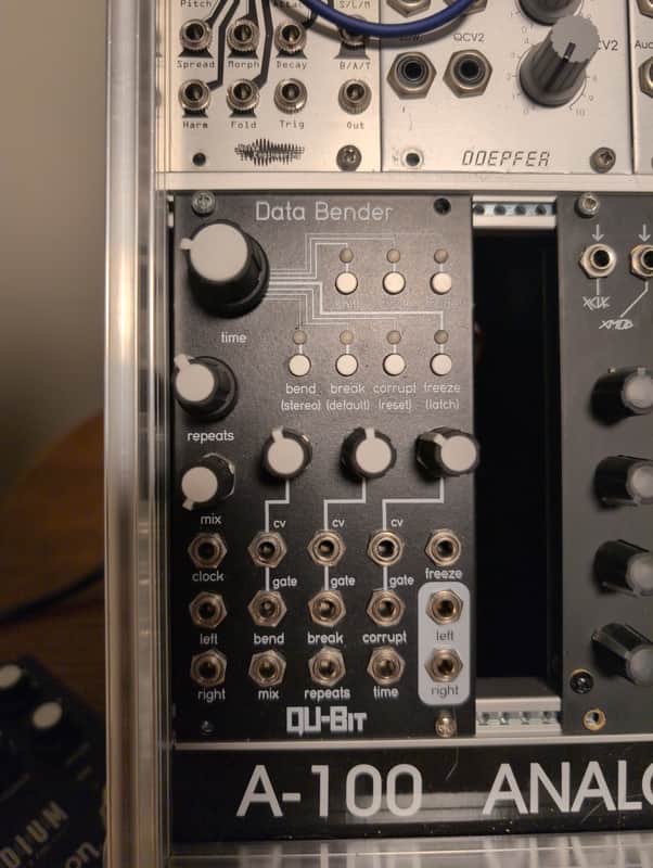 Qu-Bit Electronix Data Bender