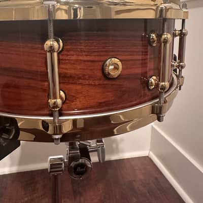 Pearl Masterworks 14x5 Santos Rosewood Limited Edition Snare – Gold Hardware – 2000 – Mint image 5