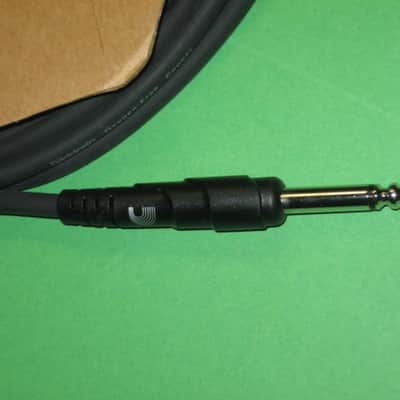 TWO new in package D'Addario Classic Series Instrument Cable Straight to Straight, 10ft. PW-CGT-10, Black / ultra-pure, oxygen-free copper coaxial conductor with dense spiral shielding in a low capacitance design / Double molded plug design image 8