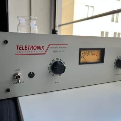 LA2A opto compressor/limiter based on HoneyBadger Audio PCB, with demo image 3