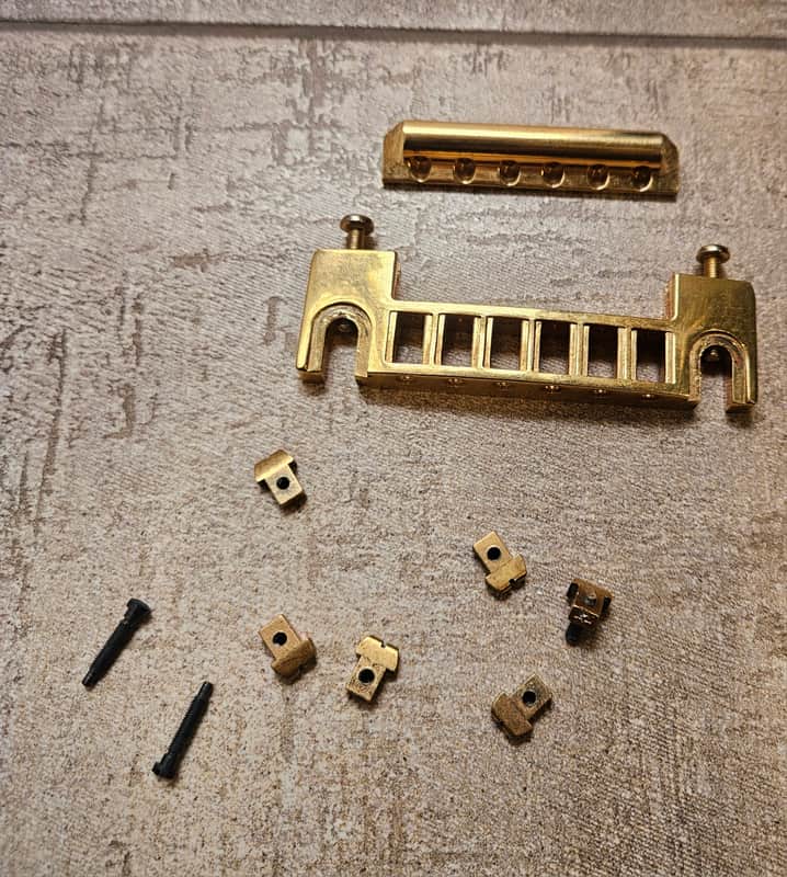 Schaller 455 gold 80s wraparound spare parts image 1