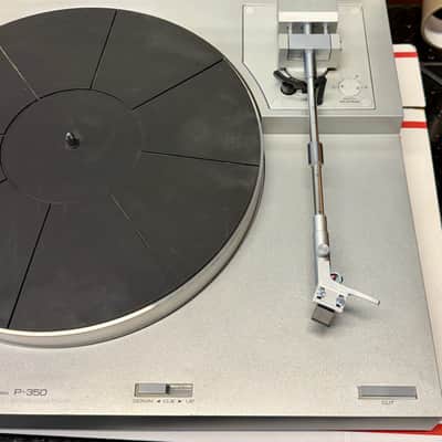 Yamaha P-350 Auto-Return Belt Drive Turntable; Tested SEE VIDEO image 3
