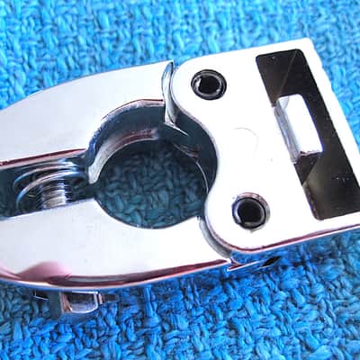 DW 5/8" Hinged Memory Lock image 3