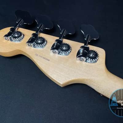 Fender American Deluxe Dimension Bass IV HH - Violin Burst (2015) image 9