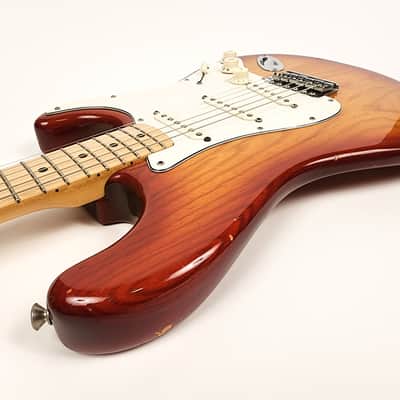 Fender Stratocaster with Maple Fretboard 1979 - 1981 - Sienna Sunburst image 5