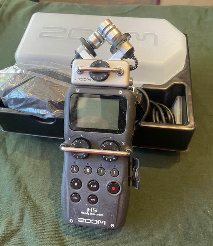 Zoom H5 Handy Recorder 2010s - Black image 1