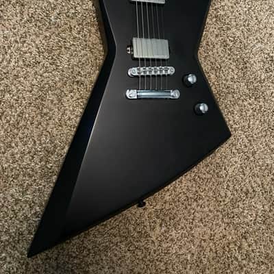 Solar E2.6C 2024 - Carbon Matte Black with SD Active Blackouts and Gotoh Locking Tuners + Bridge/Tailpiece image 2