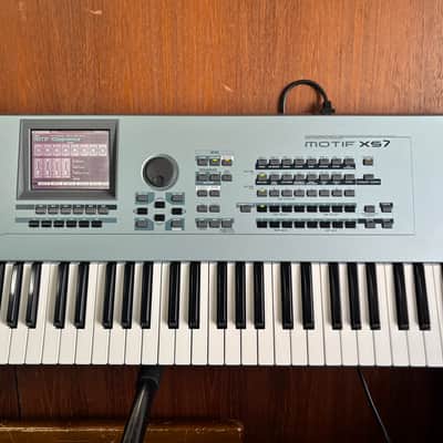 Yamaha MOTIF XS7 - 76-Key Music Production Synthesizer Workstation Keyboard w/ case image 3