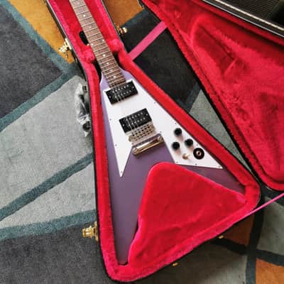 Epiphone Kirk Hammett 1979 Flying V 2024 - Purple Metallic image 2