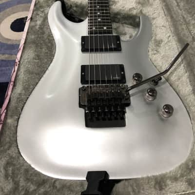 ESP Horizon  1988 Silver image 1