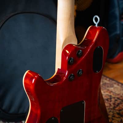 EVH Wolfgang WG Standard Quilt Maple 2010s W/ EVH Strap & Dtuner image 12
