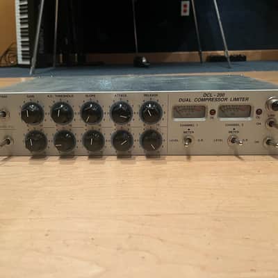 Summit Audio DCL-200 Dual Tube Compressor Limiter 2010s - Silver image 2
