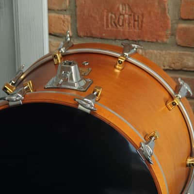RARE Yamaha Maple Custom - natural vintage 20"x14 Bass Drum image 18