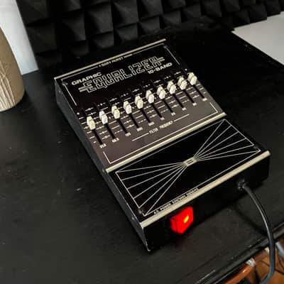 Gary Hurst 10-Band EQ Analog Pedal RARE image 2