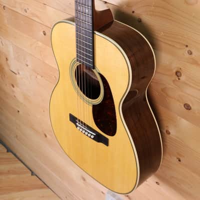 Martin USA 00-28 Y18 - Ebony Fingerboard, Natural image 4
