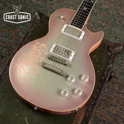2001 Gibson Custom Shop Limited Edition Playboy Playmate of the year Les Paul w/case image 7